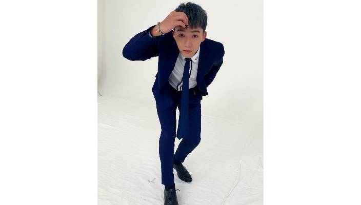 【全民造星】成軍三年半！細睇香港人氣男子組合Mirror 12位男生的衣著變化史 - 陳卓賢 